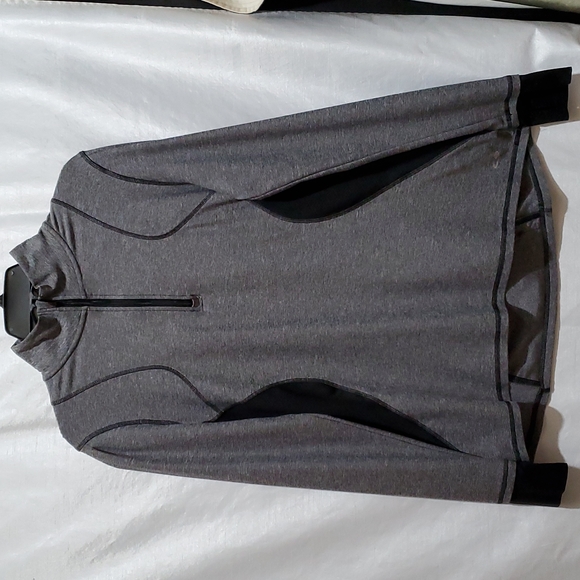 SZ. L/G WOMEN'S CHAMPIONS LONGSLEEVE ATHLETIC RUNNING TOP - Picture 1 of 9